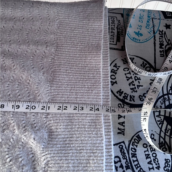 Uniqlo large women knit sweater - Picture 6 of 8